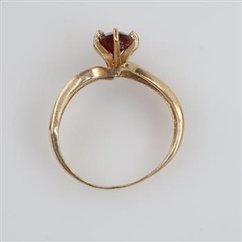 10kt Gold Red Stone Ring