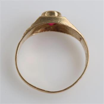 10kt Gold Red Stone Ring