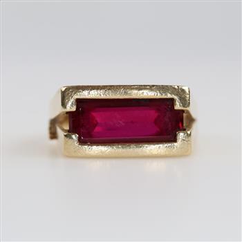 10kt Gold Red Stone Ring