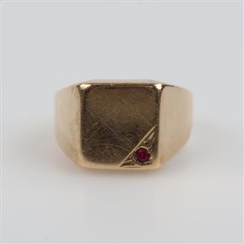 10kt Gold Red Stone Signet Ring