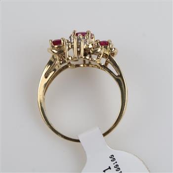 10kt Gold Ruby Diamond Ring