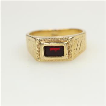 10kt Gold Ruby Ring