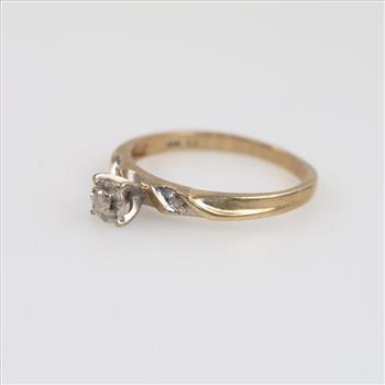 10kt Gold Two-tone Diamond Ring