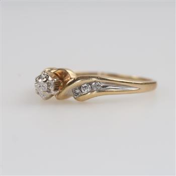 10kt Gold Two-tone Diamond Ring