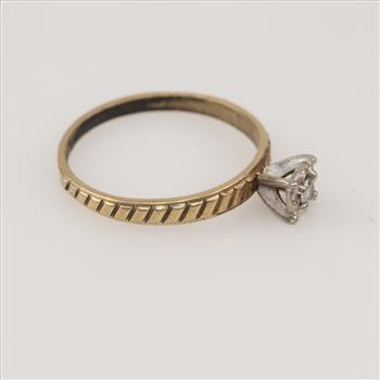 10kt Gold Two-tone Diamond Ring