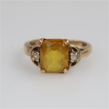10kt Gold Yellow And Clear Stone Ring