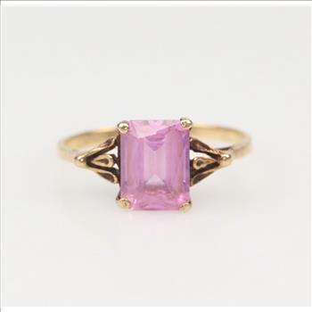 10kt Pink Stone Ring