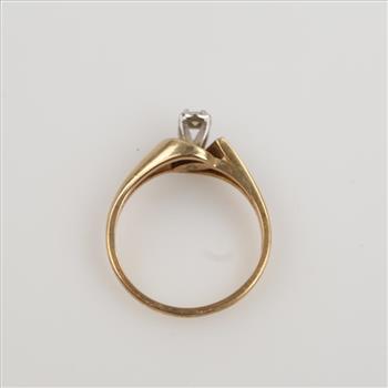 10kt Two Tone Gold Diamond Ring
