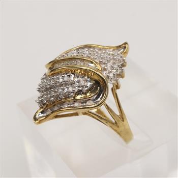 10kt Two-Tone Gold Diamond Ring