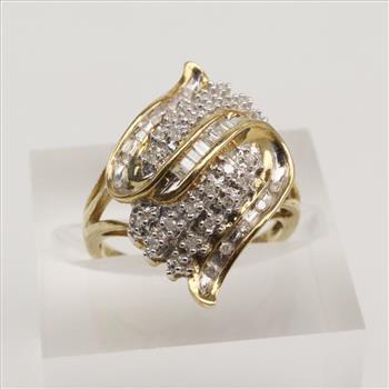 10kt Two-Tone Gold Diamond Ring