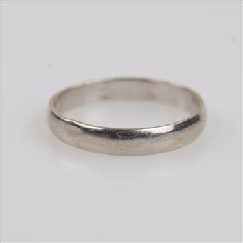 10kt White Gold Band