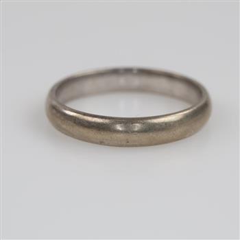 10kt White Gold Band