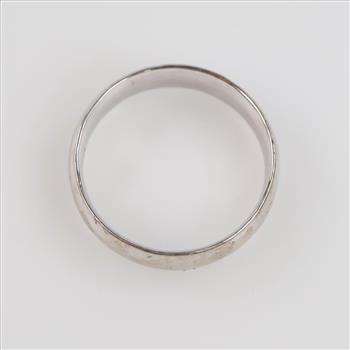 10kt White Gold Band