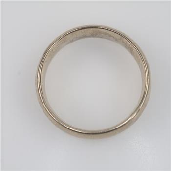 10kt White Gold Band