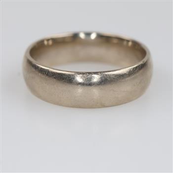 10kt White Gold Band