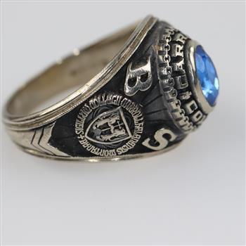 10kt White Gold Blue Stone Class  Ring
