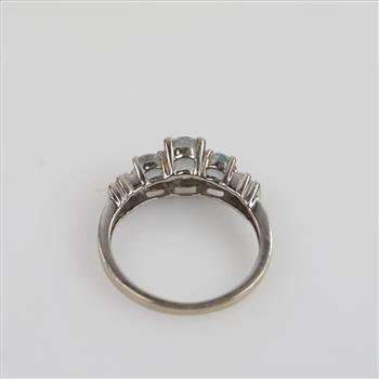 10kt White Gold Blue Stone Clear Stone Accent Ring