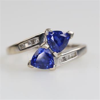 10kt White Gold Blue Stone Diamond Accent Ring