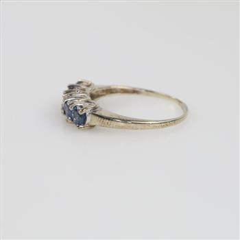 10kt White Gold Blue Stone Ring
