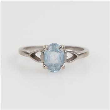 10kt White Gold Blue Stone Ring