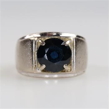10kt White Gold Blue Stone Ring