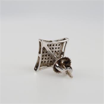 10kt White Gold Diamond Accent Single Earring