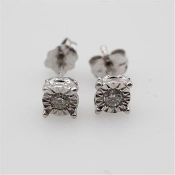 10kt White Gold Diamond Earrings