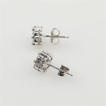 10kt White Gold Diamond Earrings