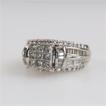 10kt White Gold Diamond Engagement Ring