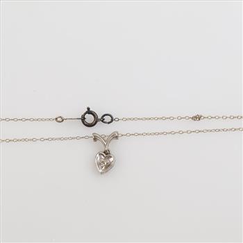 10kt White Gold Diamond Heart Pendant Necklace