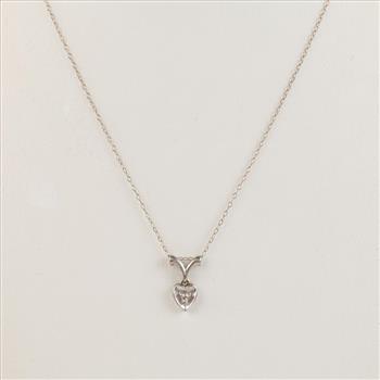 10kt White Gold Diamond Heart Pendant Necklace