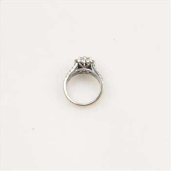 10kt White Gold Diamond Heart Ring