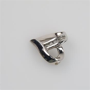 10kt White Gold Diamond Pendant