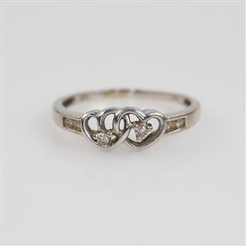 10kt White Gold Diamond Ring