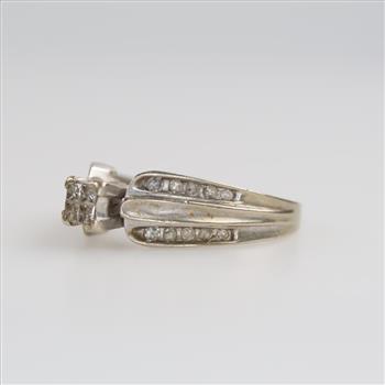 10kt White Gold Diamond Ring