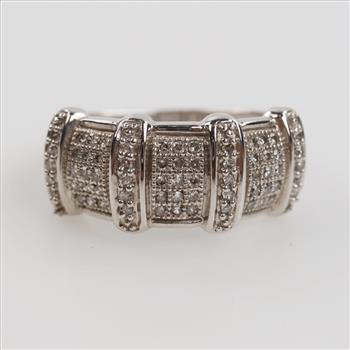 10kt White Gold Diamond Ring