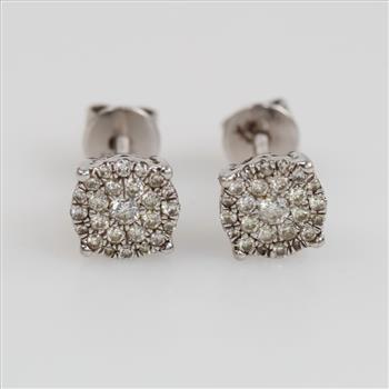 10kt White Gold Diamond Stud Earrings