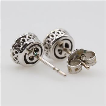 10kt White Gold Diamond Stud Earrings