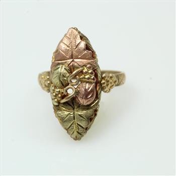 11kt Gold 5.0g Ring With Leaf Design