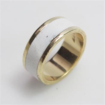 13k Gold 7.18g Ring With White Inlay