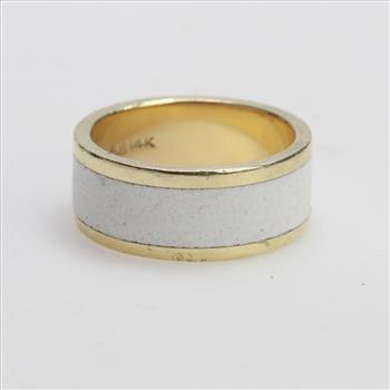13k Gold 7.18g Ring With White Inlay