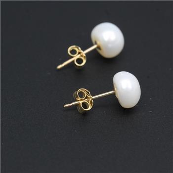 14kt Gold 1.1g Pair Of Pearl Earrings