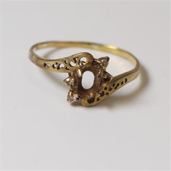 14kt Gold 1.5g Diamond Accented Empty Setting Ring