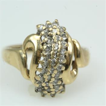 14kt Gold 5.8g Ring With Diamond Accents