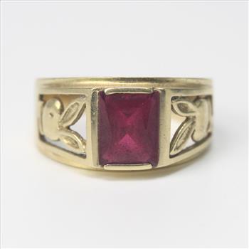14kt Gold 6.32g Ruby Red Ring