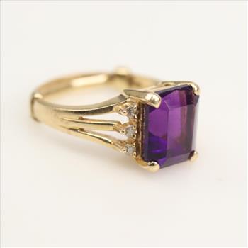 14kt Gold Amethyst Diamond Accent Ring