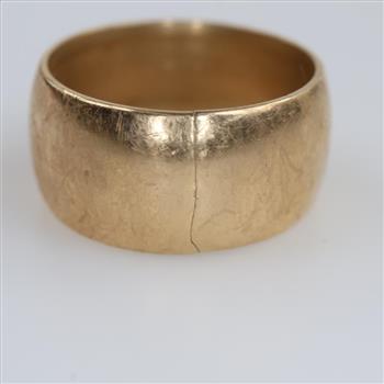 14kt Gold Band