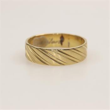 14kt Gold Band