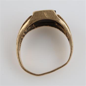 14kt Gold Black Stone Ring