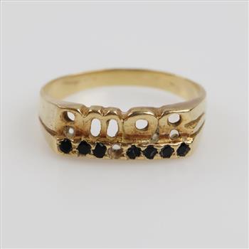 14kt Gold Black Stone Ring